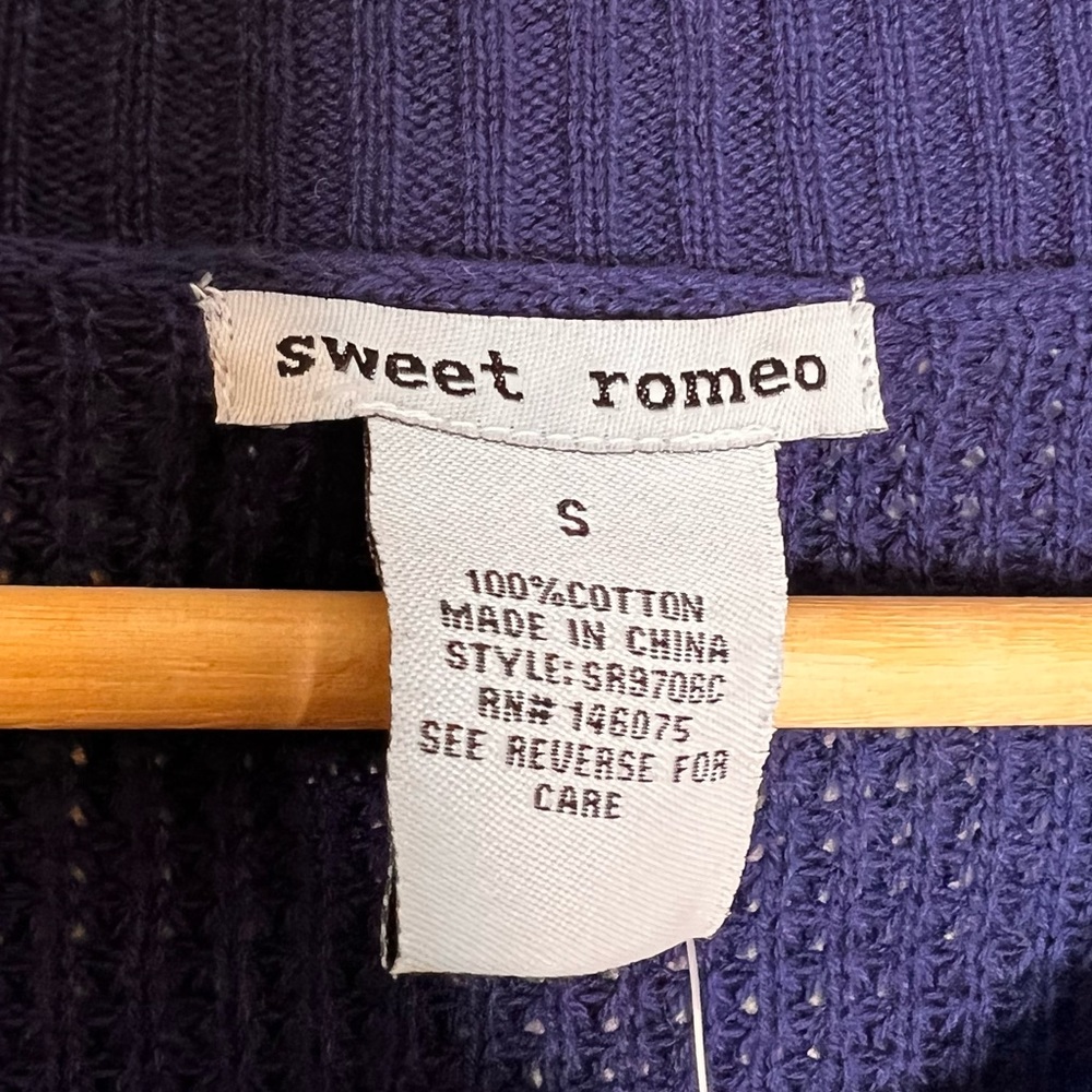 NEW Sweet Romeo seed stitched knit sweater navy S - Picture 3 of 5